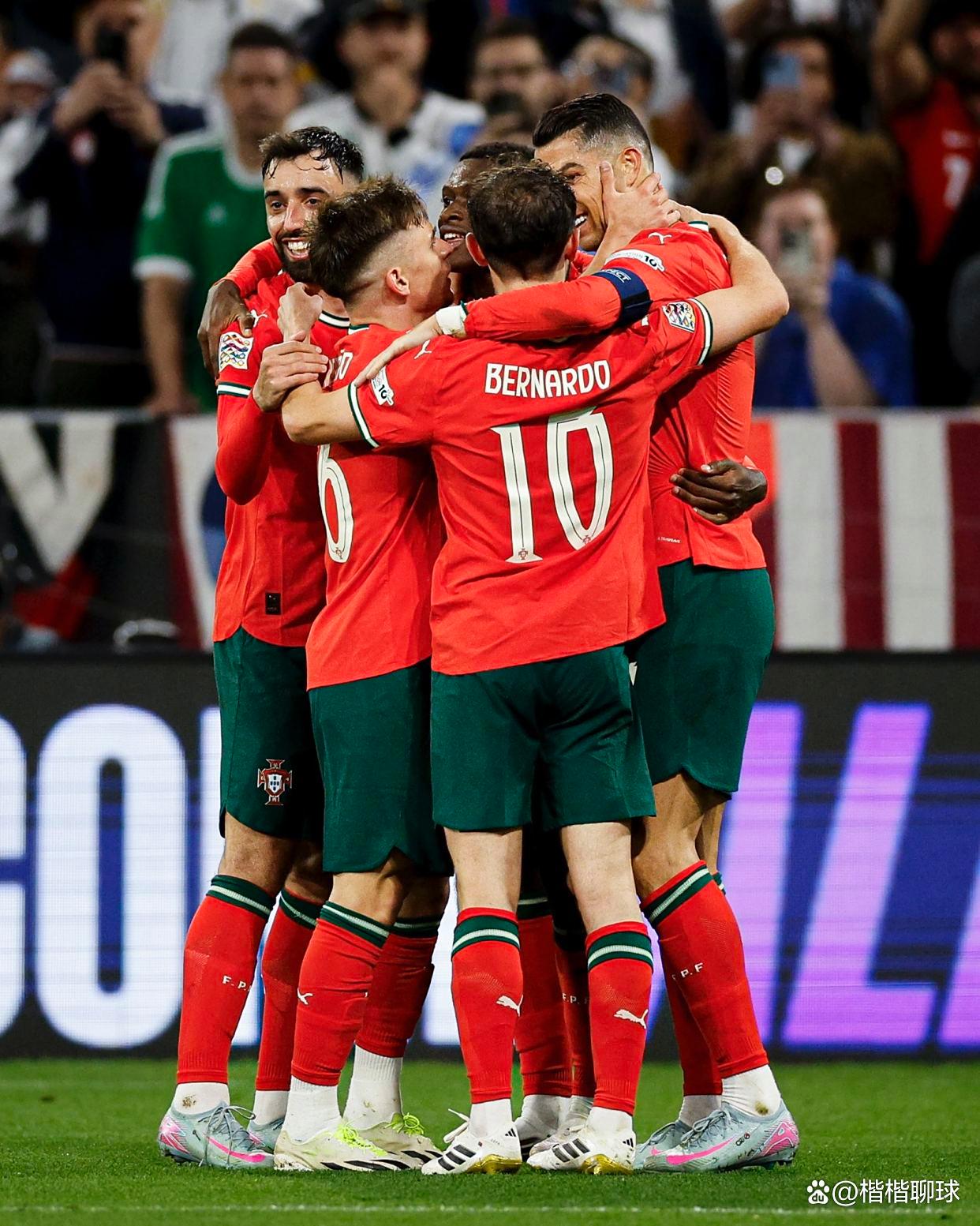 包含挪威逼平西班牙,仍有机会争夺欧洲杯淘汰赛席位的词条 包含挪威逼平西班牙,仍有机会争夺欧洲杯淘汰赛席位的词条