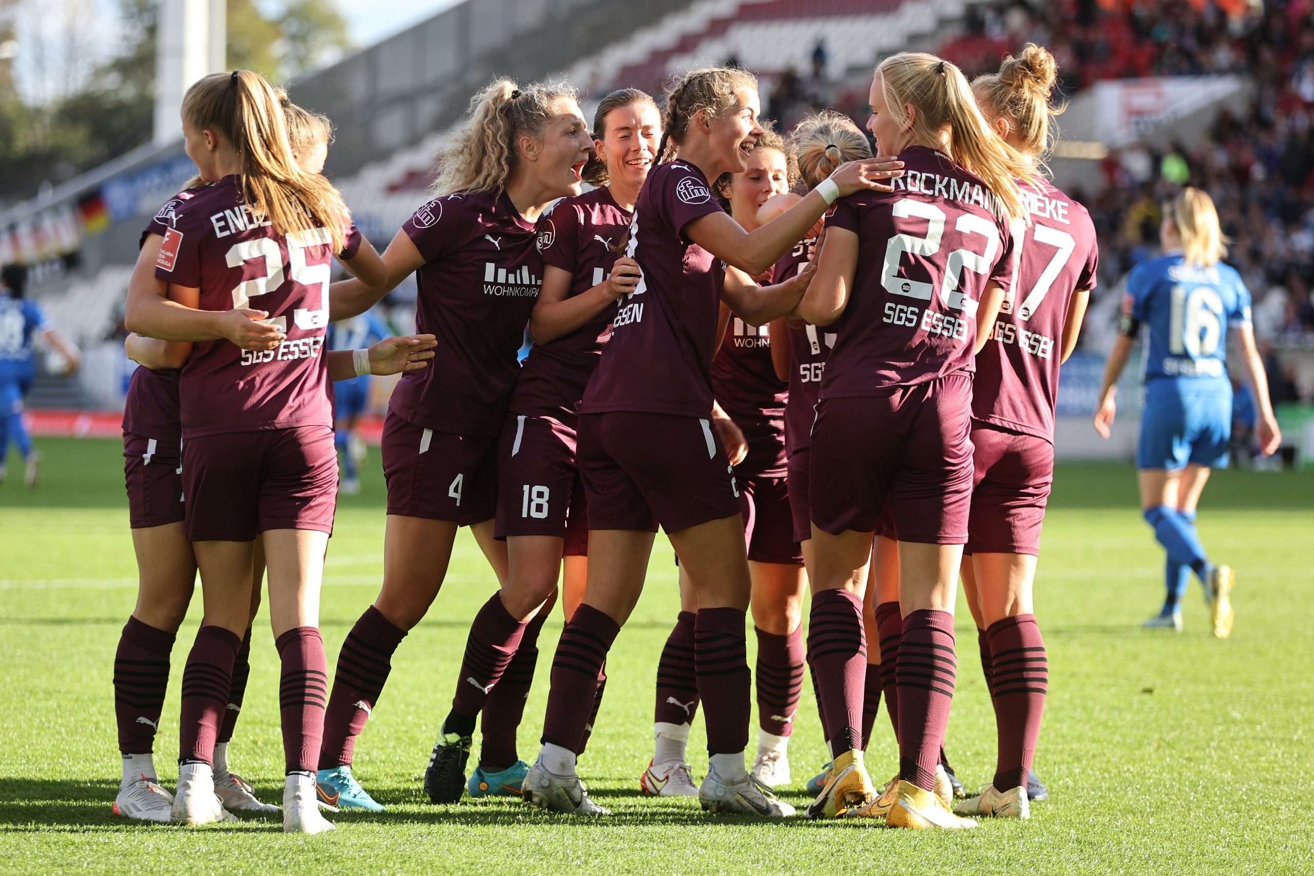 欧洲女足联赛:豪门球队争夺冠军荣誉(2015女足世界杯争夺34名什么时候) 欧洲女足联赛:豪门球队争夺冠军荣誉(2015女足世界杯争夺34名什么时候)