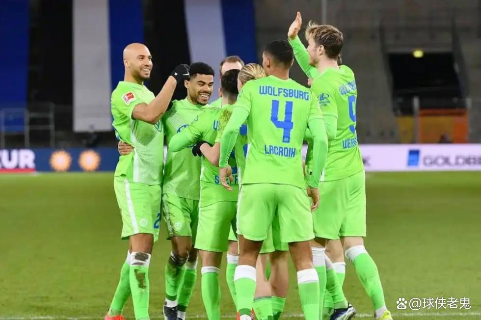 沃尔夫斯堡球队面临多方压力，球迷期待更好表现的简单介绍