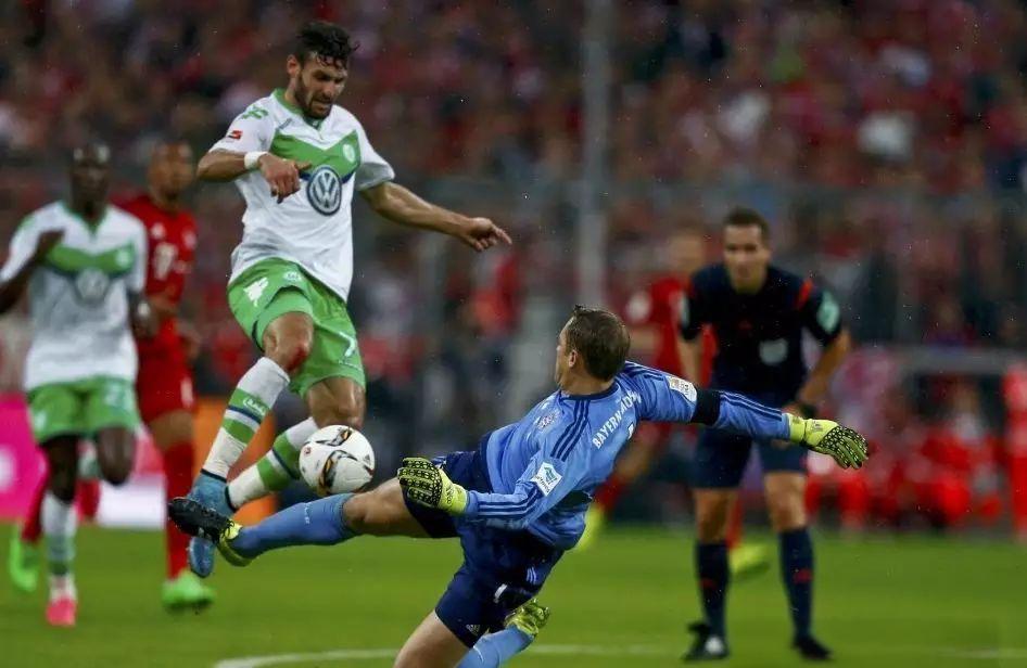 关于沃尔夫斯堡客场较量，成功击败对手的信息